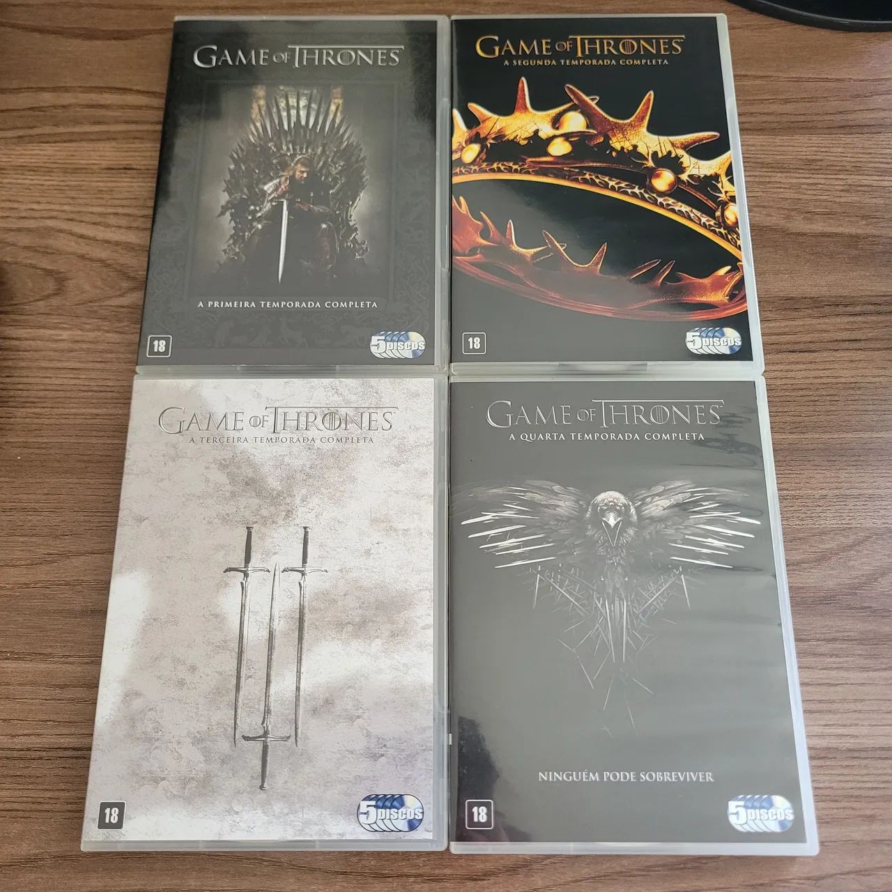 Box Game of Thrones - Temporadas 1, 2, 3 e 4 completas - 20 discos - Foto 2