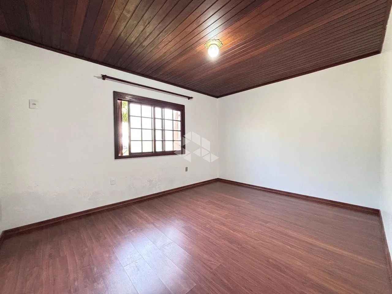 Casa com 04 dormitórios no Bairro Renascença - Foto 3