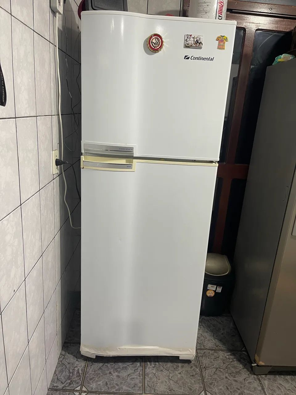 Geladeira Continental Duplex Branca 