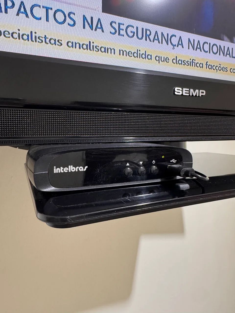 TV Semp 32 Polegadas(leia o anúncio) - Foto 4