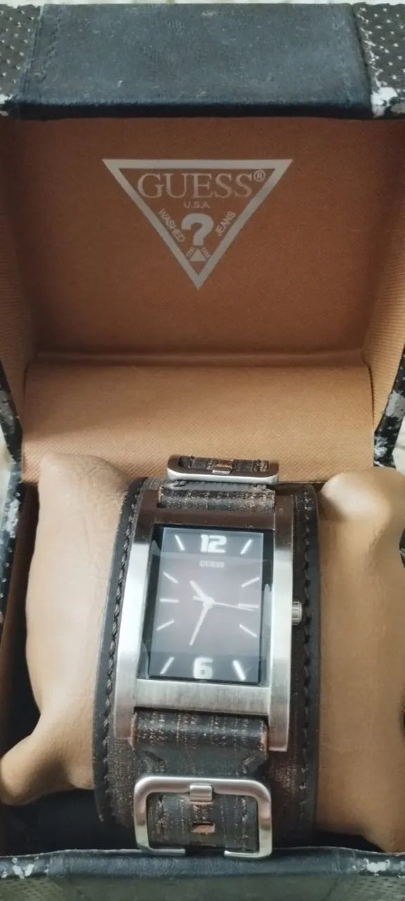 Relógio Feminino GUESS Marrom - Foto 3