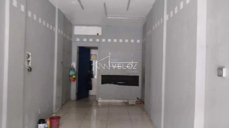 Loja - / Comercial / Centro