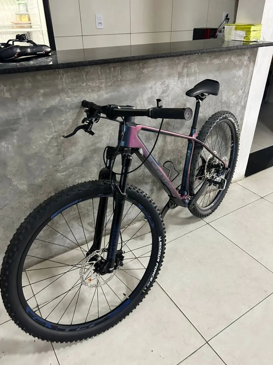 Bicicleta BTB de carbono marca SENSE ano 2024 nova