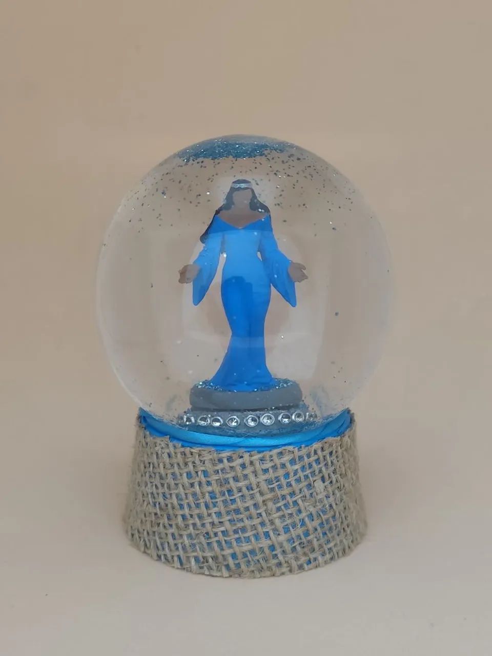 Globo de neve de orixá 