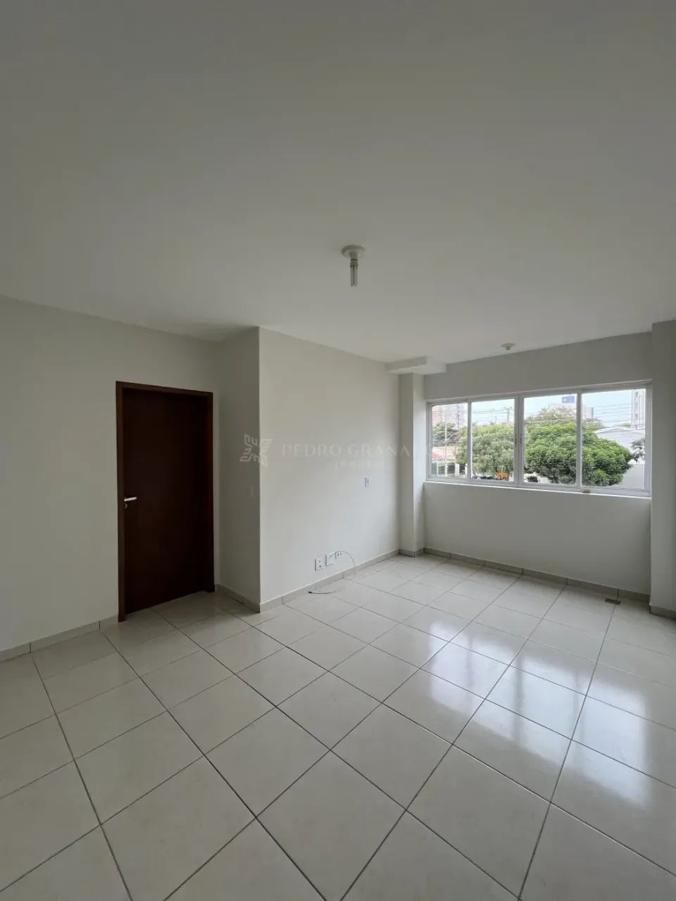 Apartamento 02 Dormitórios - Vila Marumby