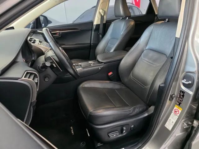Lexus NX-300 Luxury 2.0 16V 238cv Aut., foto 15 de 20