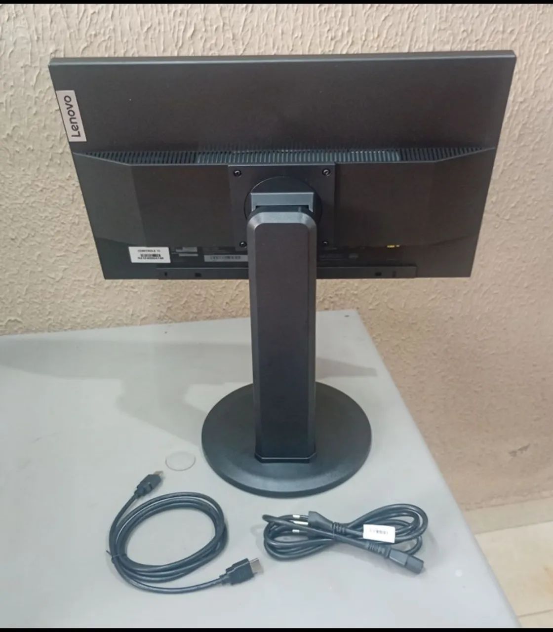 Monitor Lenovo 22 Polegadas 300R$ falar com Eduardo  - Foto 2