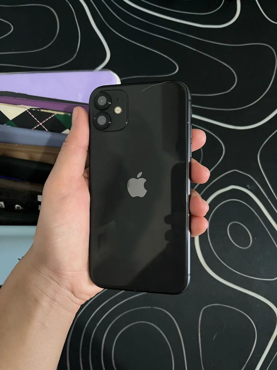 Iphone 11 com 11 capinhas + 2 películas - Foto 4