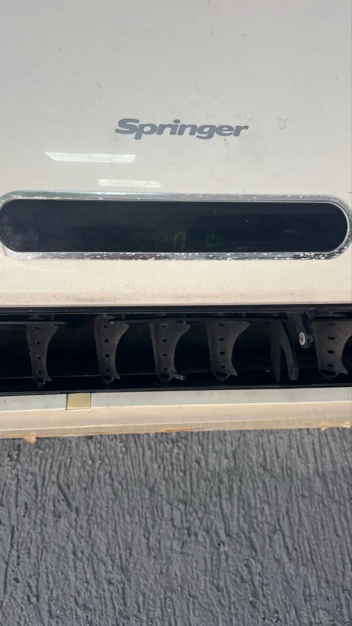Ar condicionado springer 18btus 220v - Foto 3
