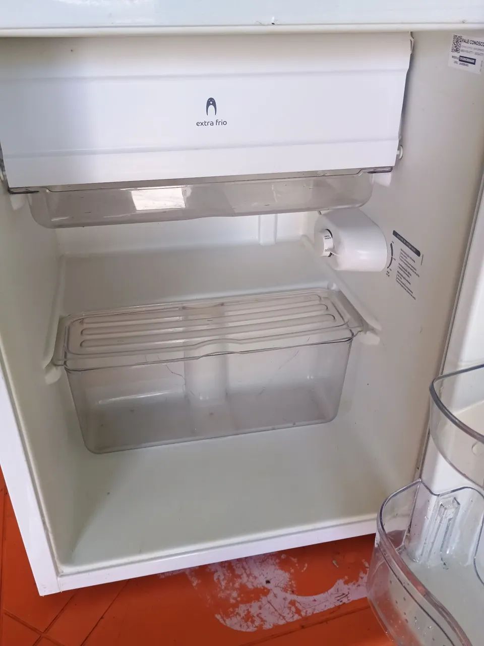 Frigobar semi-novo 76 litros  - Foto 3