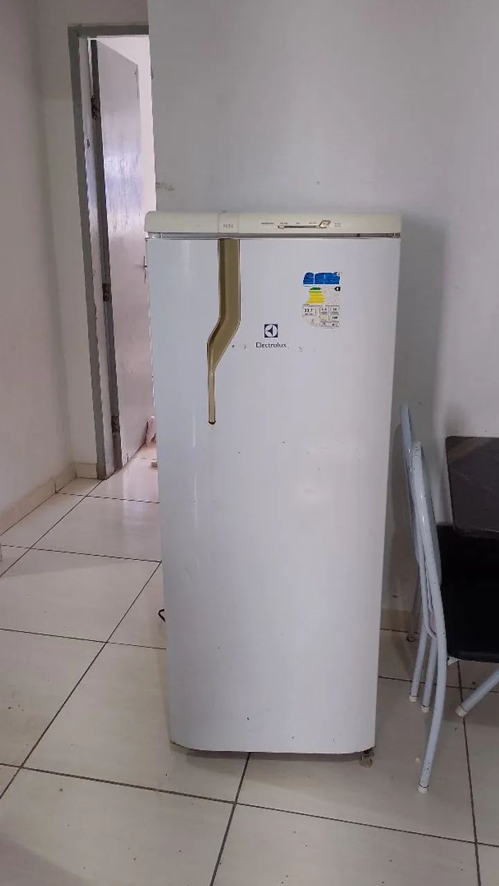 Geladeira Electrolux funcionando 