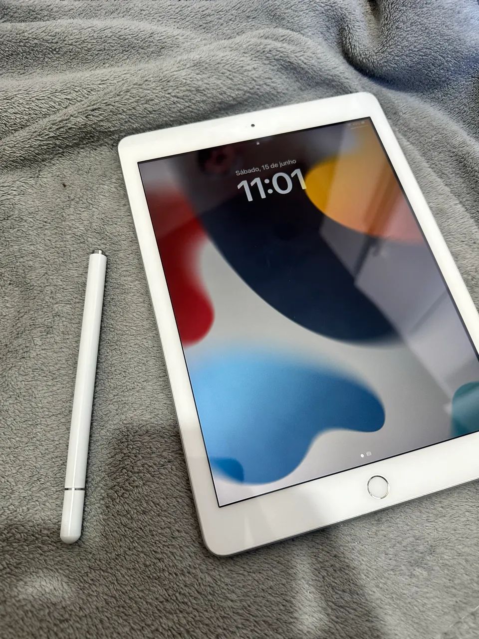 iPad 5ª geração 64GB + caneta - Foto 4