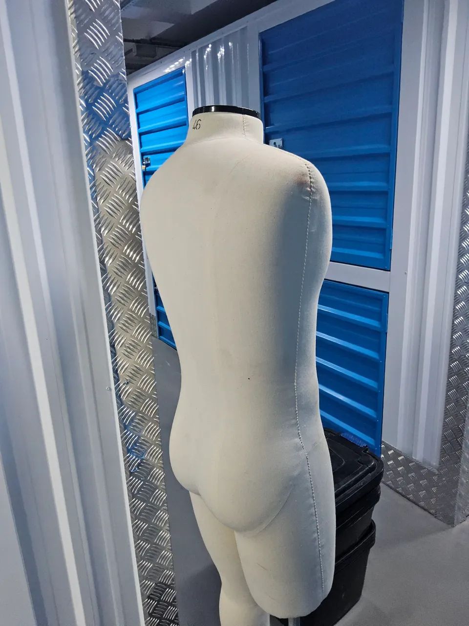 Manequim Masculino Perna longa com pé de ferro - Tamanho 46 - Foto 3