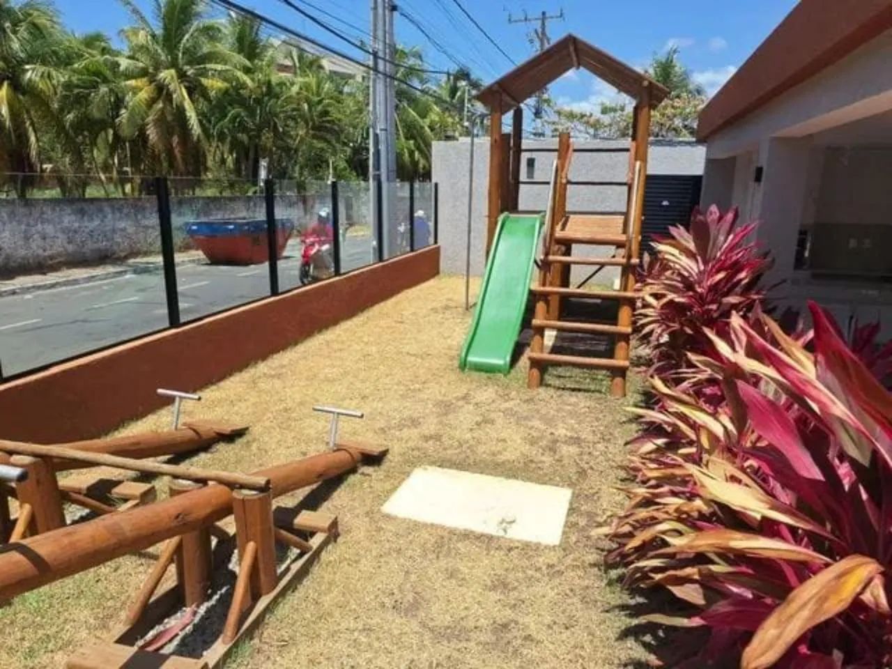 Casa térrea com 2 suítes em Buraquinho - Foto 4