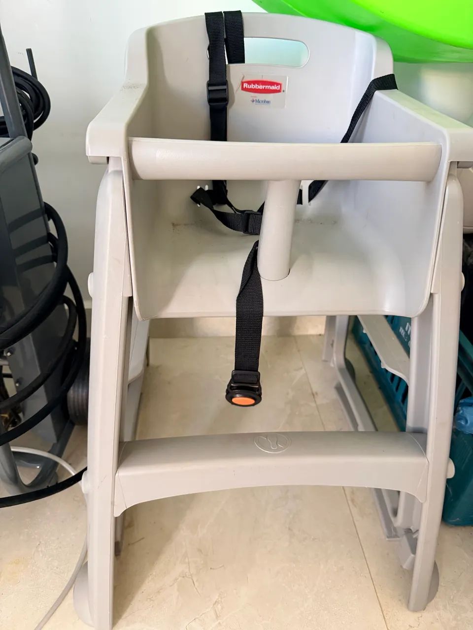 Assento de alimentação infantil - RUBBERMAID 
