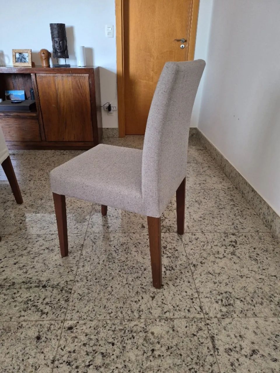 Conjunto de 4 Cadeiras de Jantar com Capa Protetora - Conjunto 1 de 2 - Foto 2
