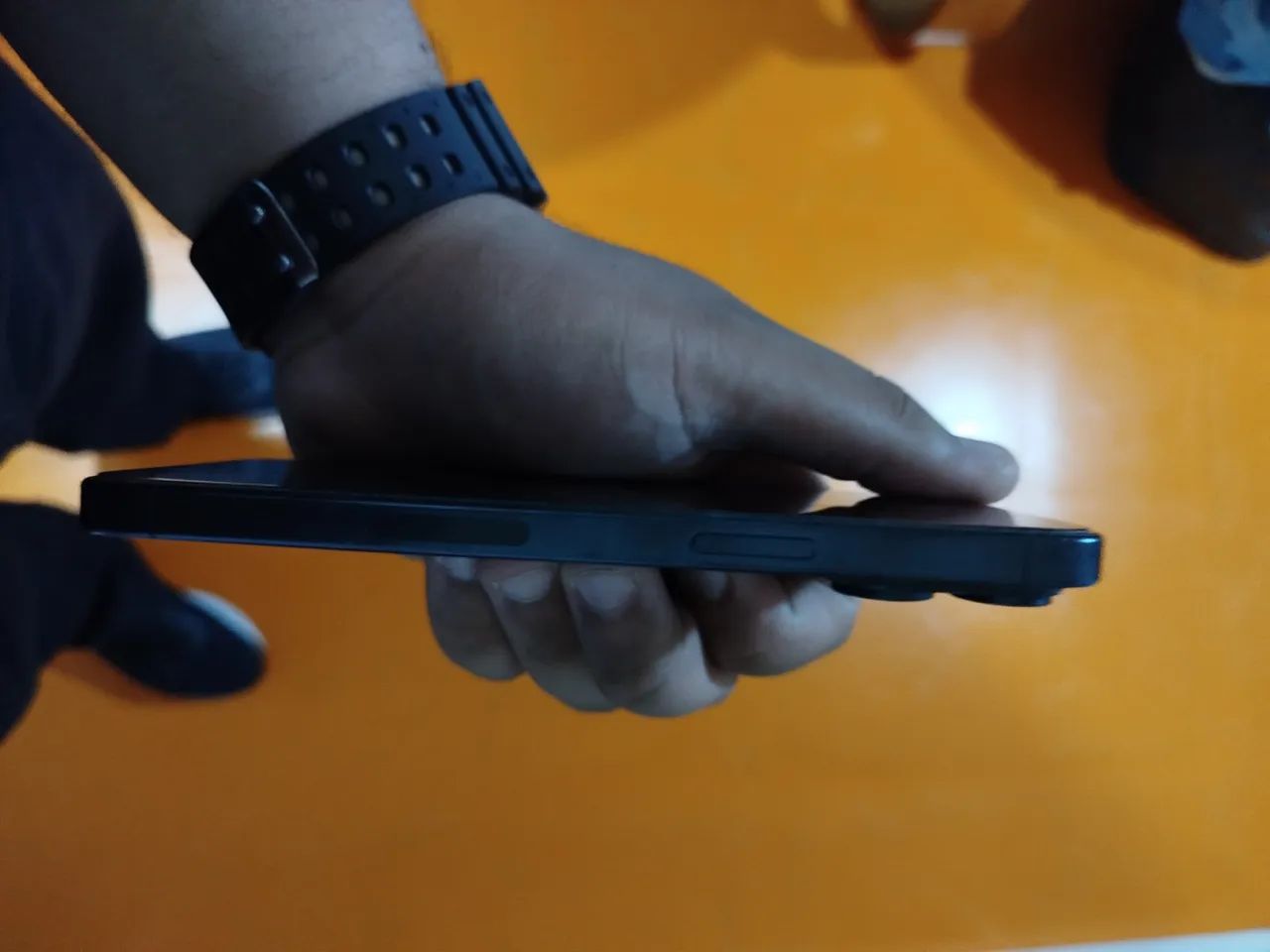 IPHONE 15 PRO MAX - Foto 2