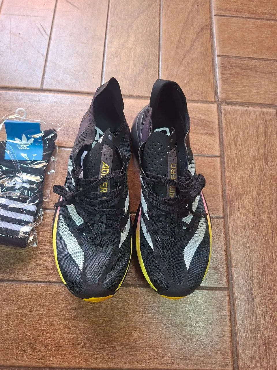 Tênis Adidas Adzero 3 . Número 41 - Foto 2