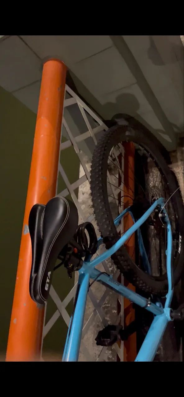     Bicicleta Aro 29 Quase Nova - Sem Marcas de Uso - Foto 4