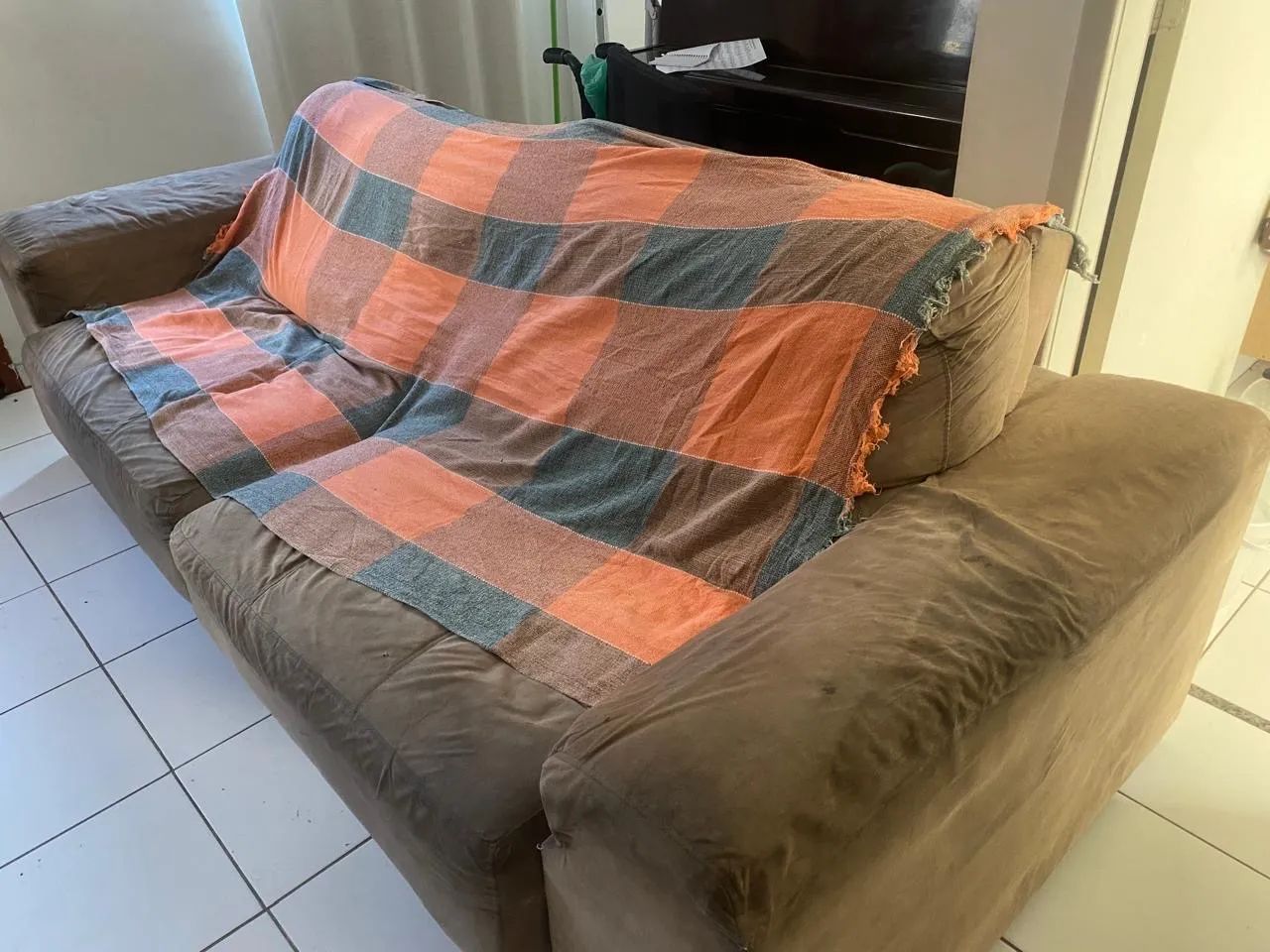 Sofá Retrátil e Reclinável Super Confortável (2,38m) - Foto 5