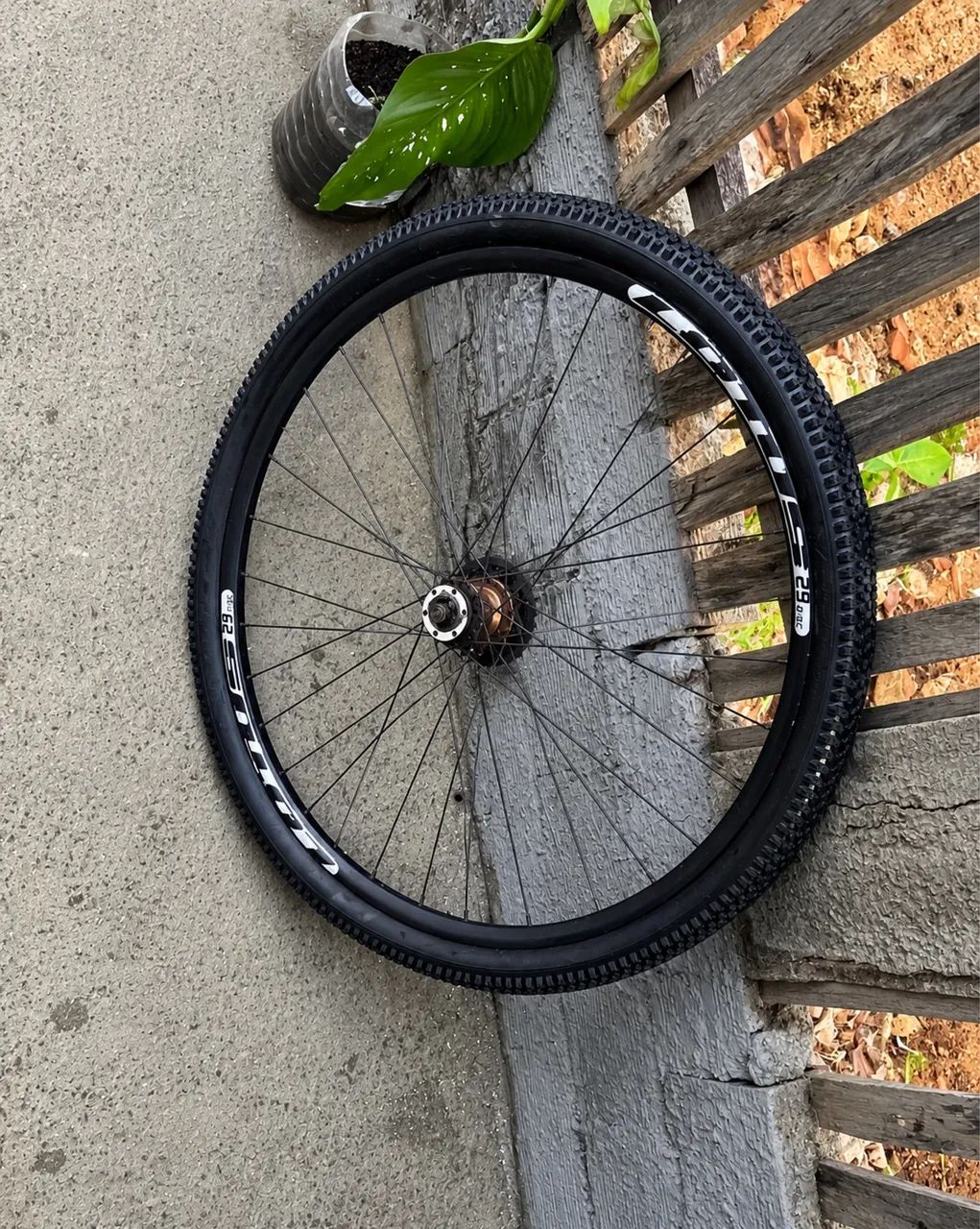 Aro 29 usado excelente 