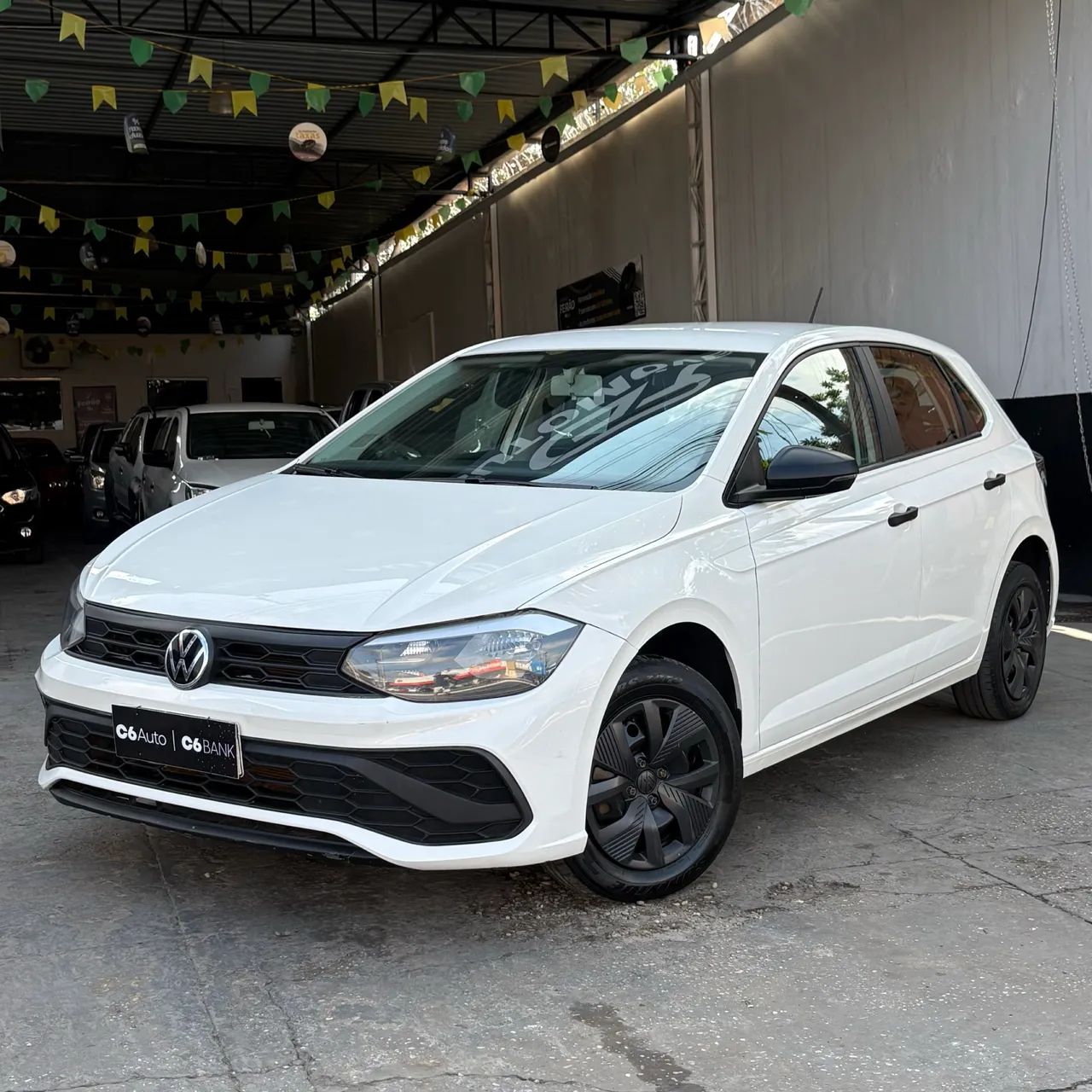 Volkswagen Polo Polo Track 1.0 Flex 12V 5p 2024
