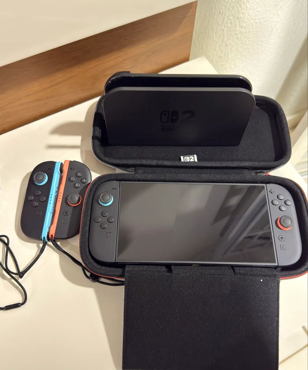 Nintendo Switch 2 com 4 controles - Foto 2