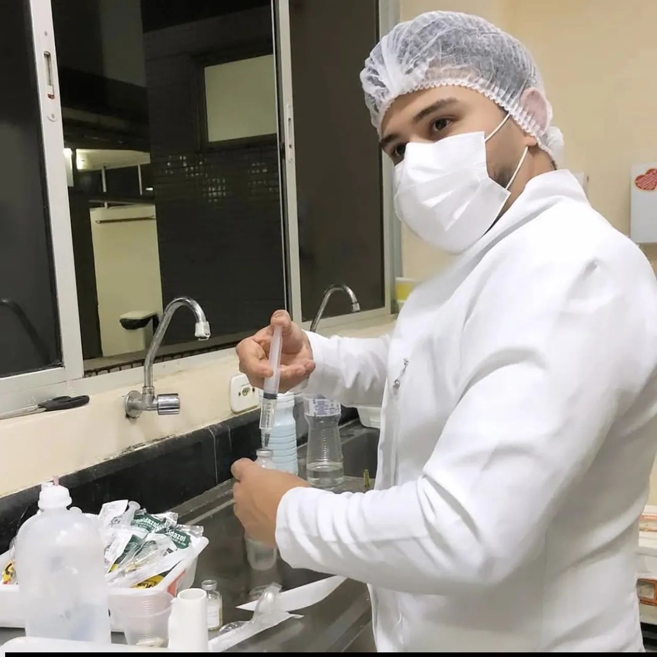 Acompanhante (cuidador) hospitalar e a domicíliar