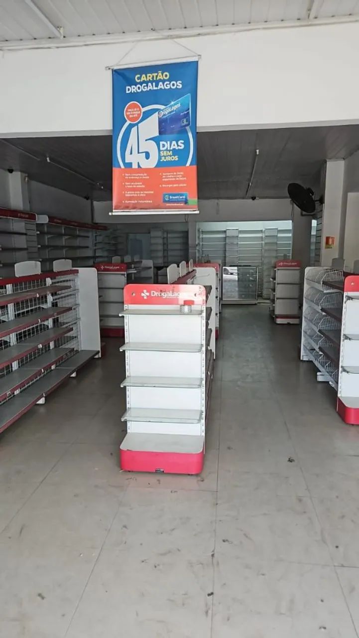 Mobiliario para Drogaria pratilheiras e balcoes - Foto 2