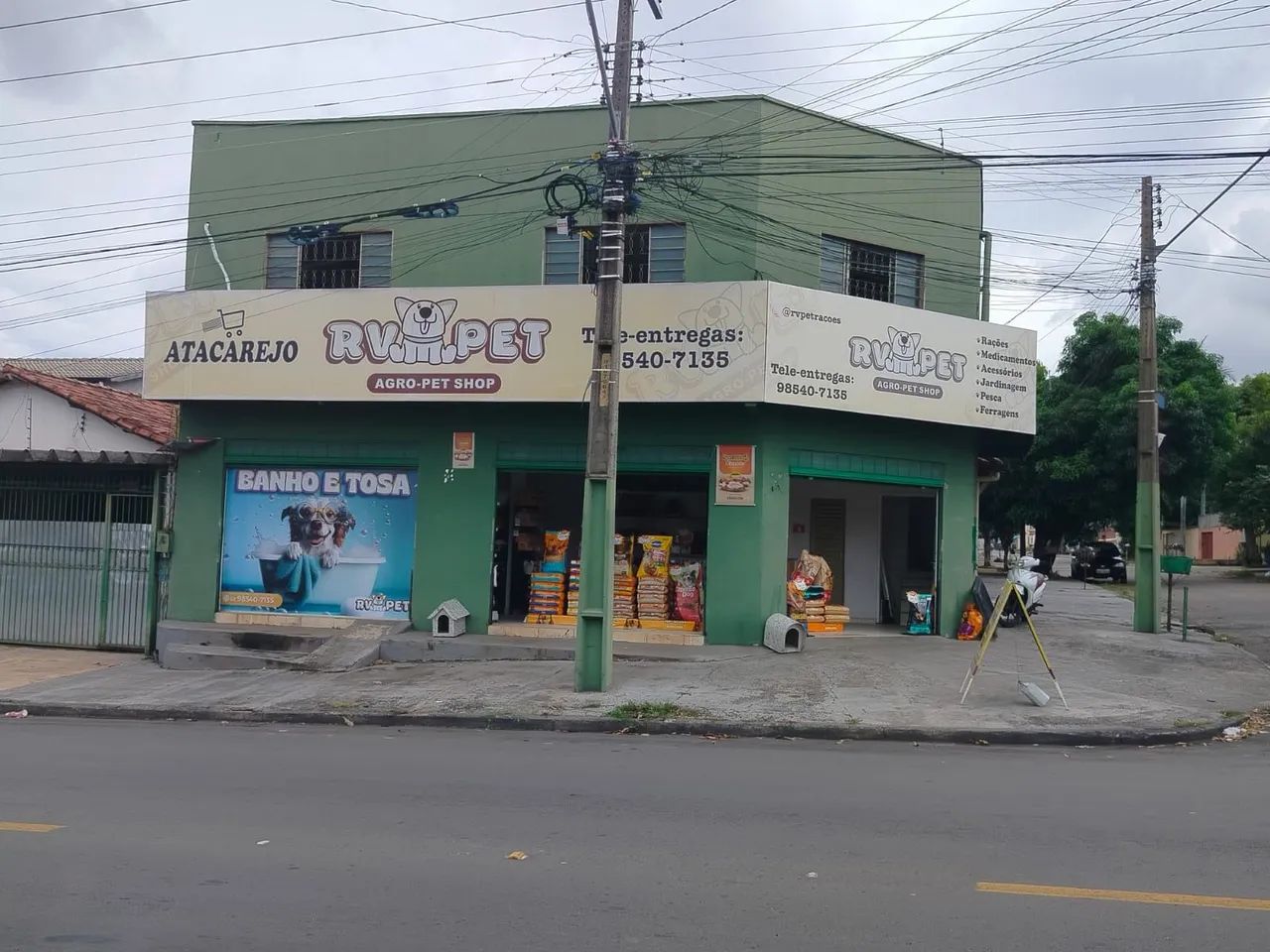 Pet shop com banho e tosa 