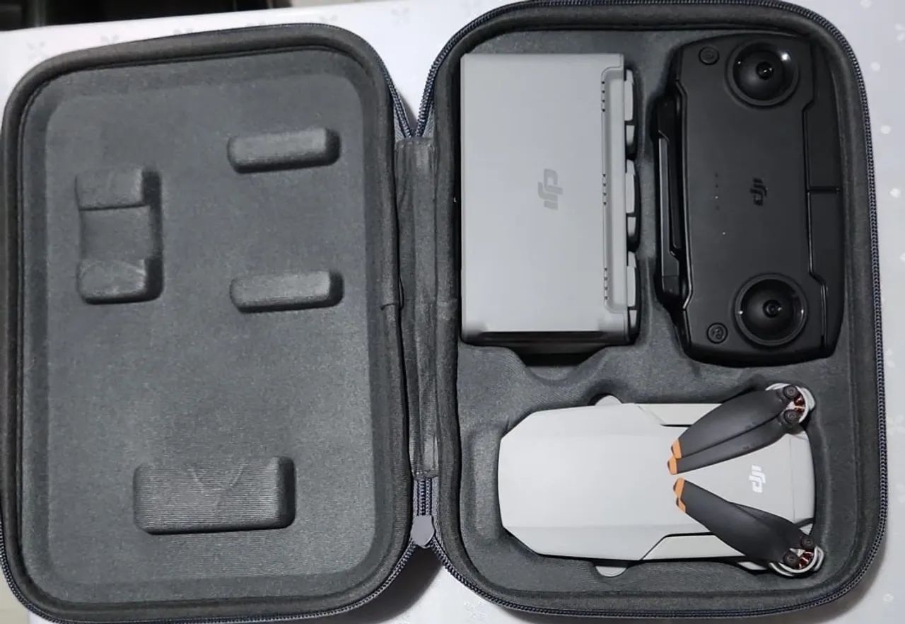 Drone DJI Mini SE - 3 Baterias - 2.7K Gimbal 3 Eixos (Leve e Compacto)  - Foto 4
