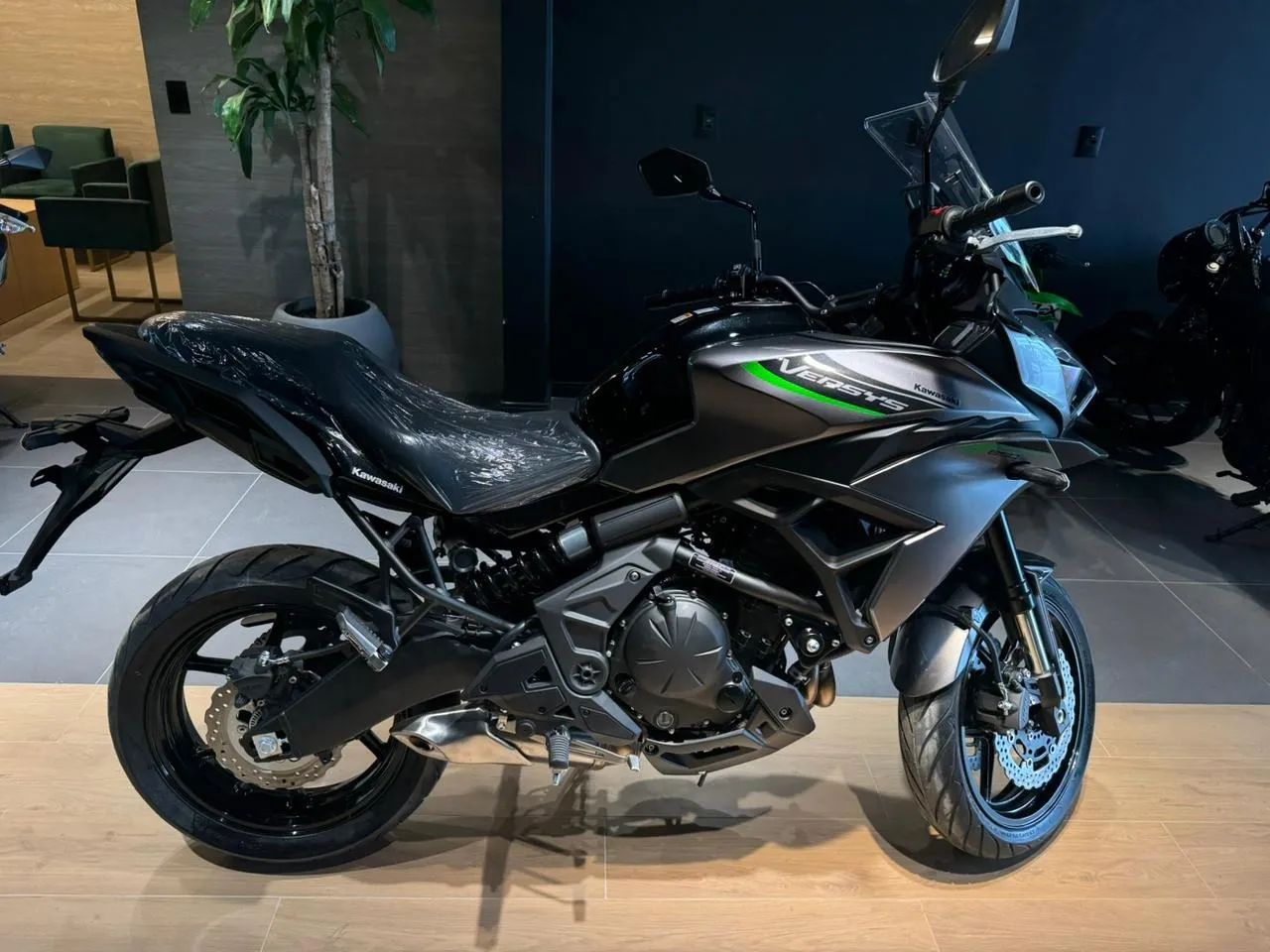 KAWASAKI VERSYS  650CC - Foto 4