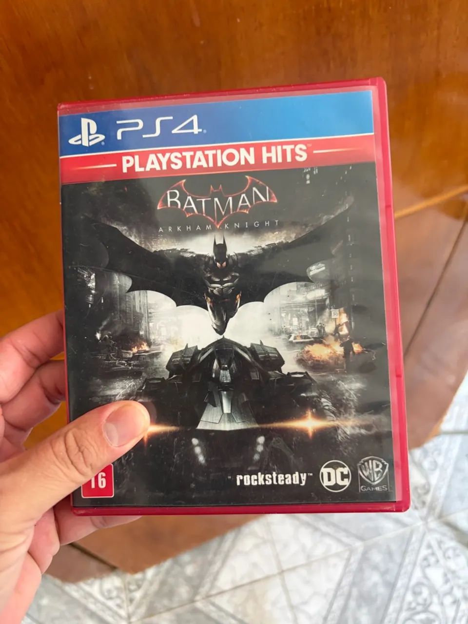 Vende-se jogo de ps4