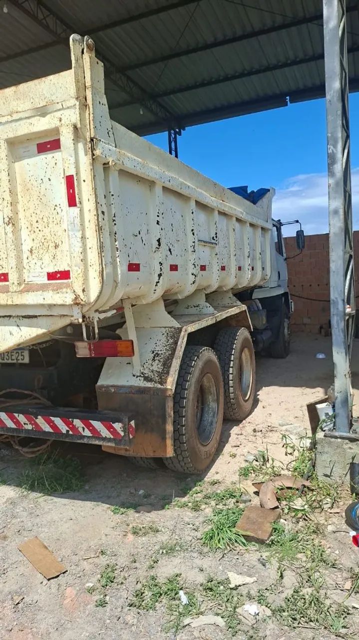 Caçambas 2423 e 2831 axor traçadas. - Foto 3