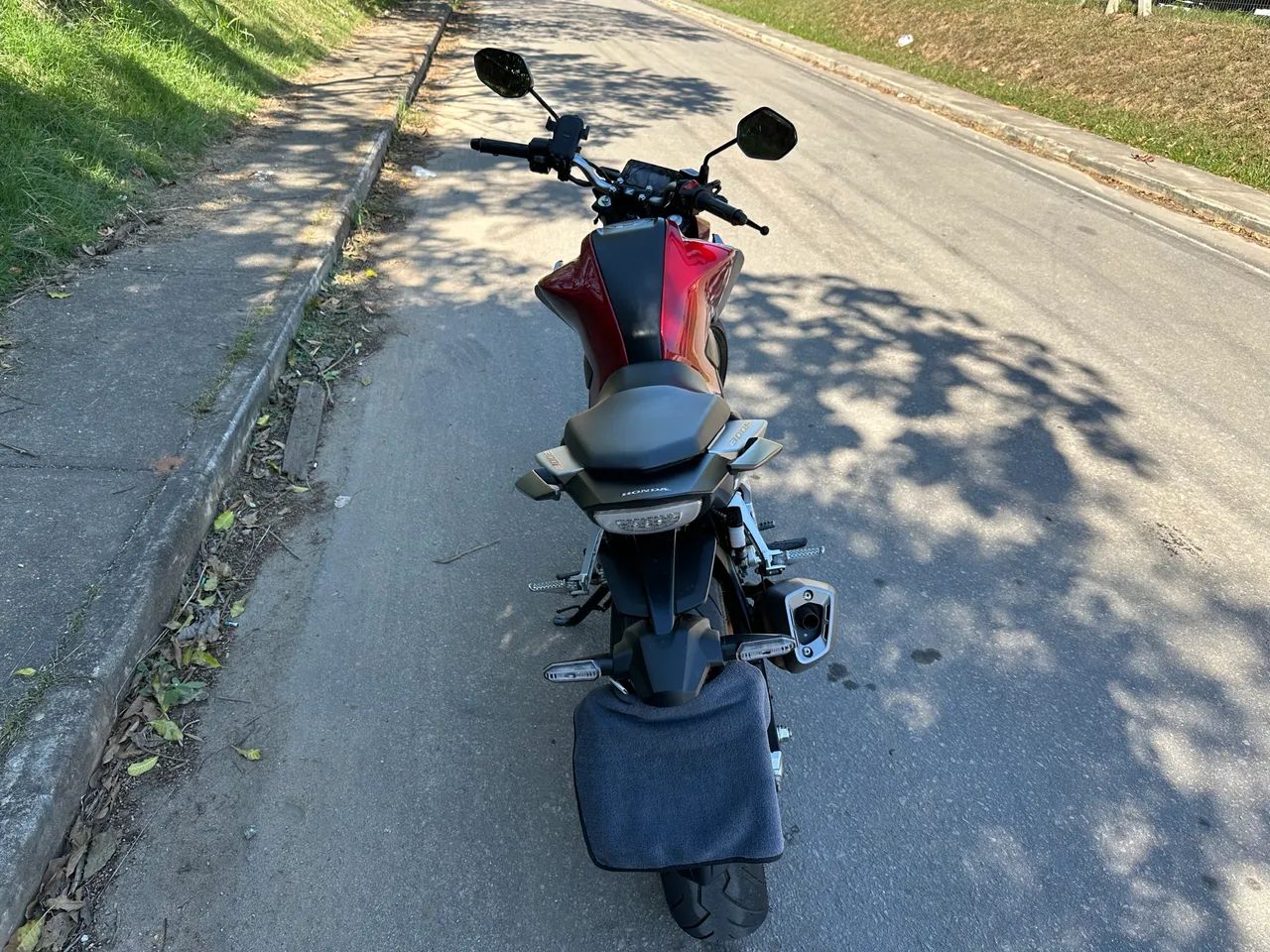 CB 300f 2026 EM ESTADO DE ZERO ! - Foto 3