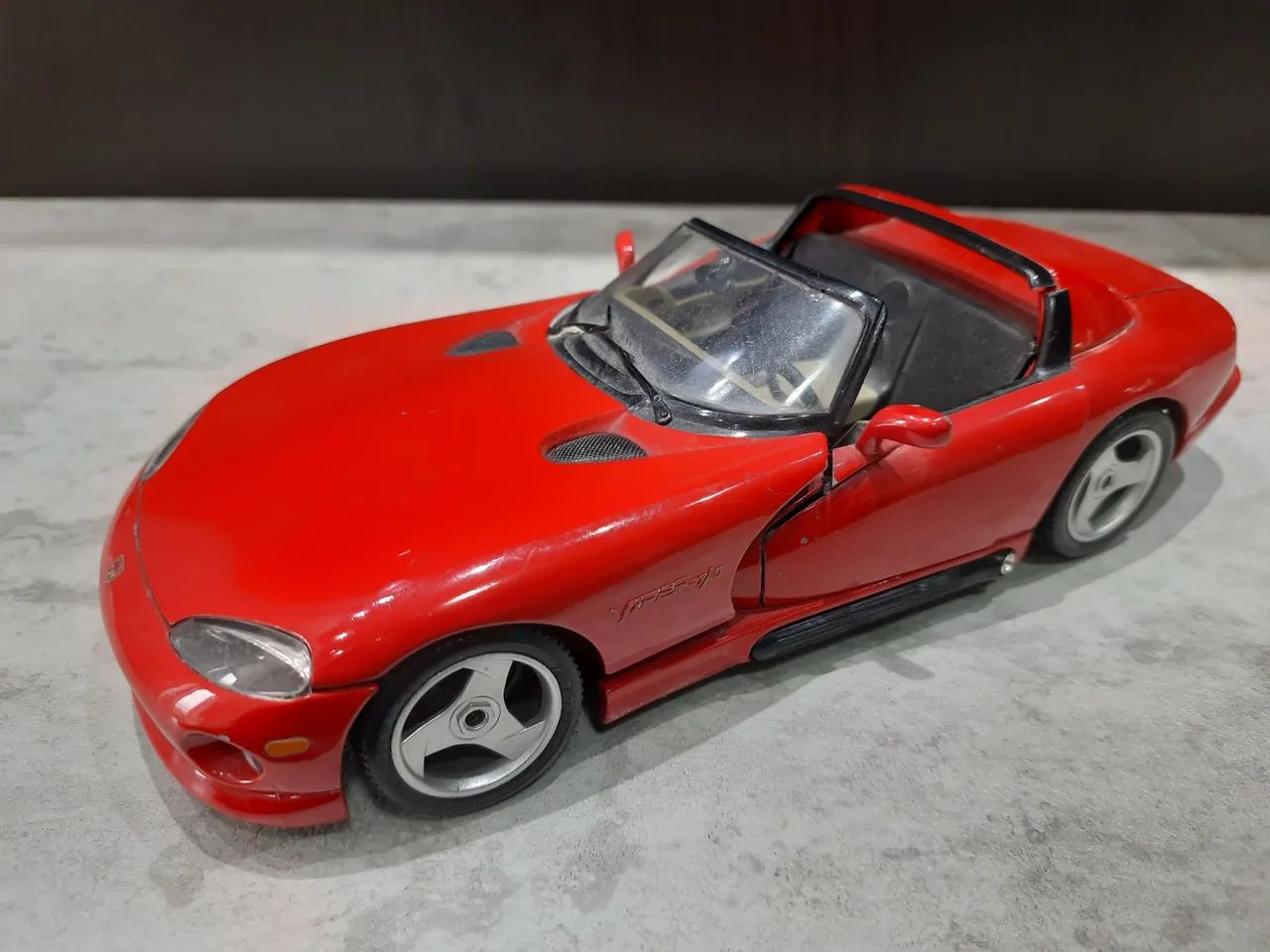 Miniatura Dodge Viper RT10 - Burago - Escala 1:18 - Foto 2