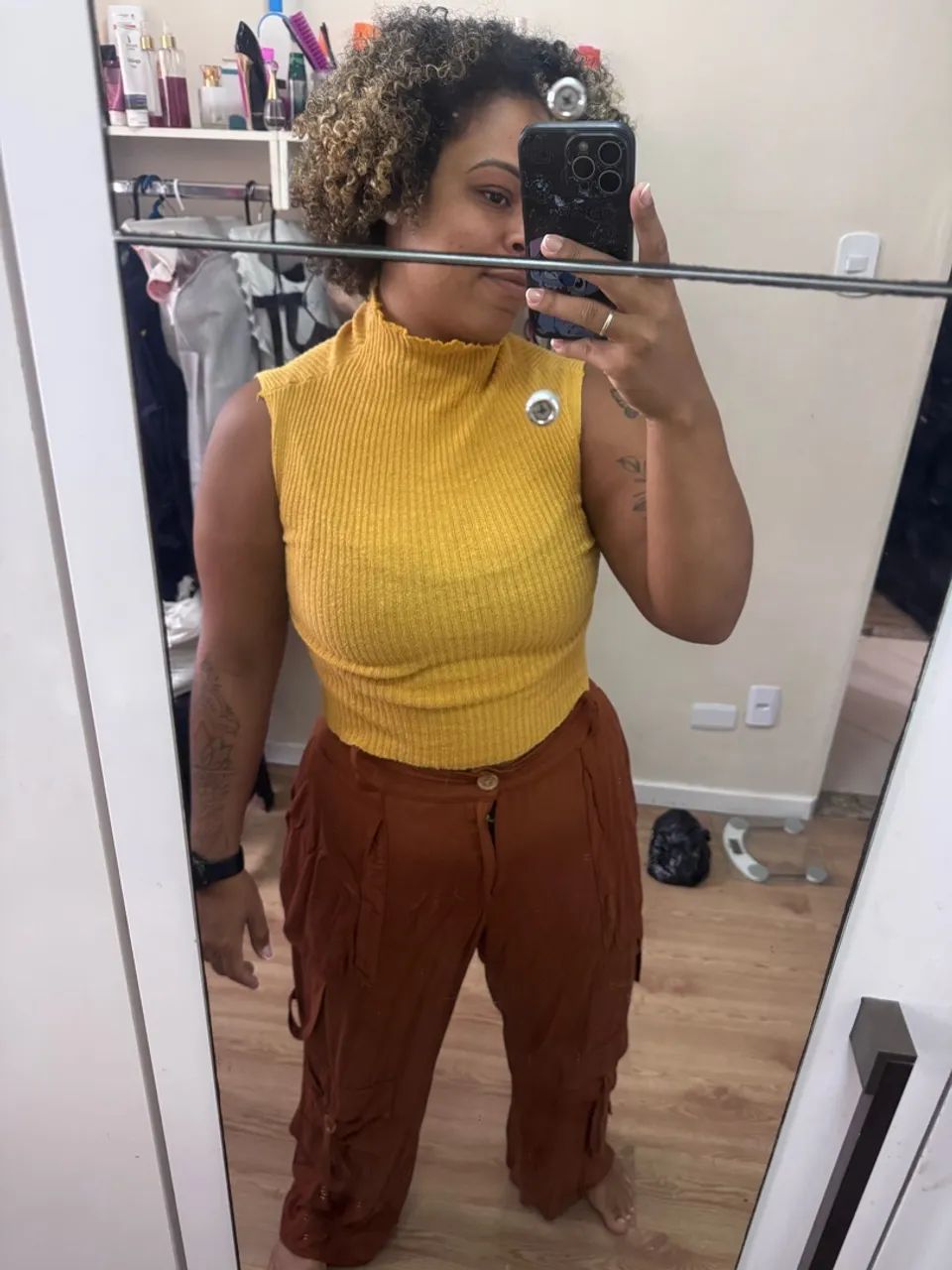 DESAPEGO ROUPAS 46/48  - Foto 4