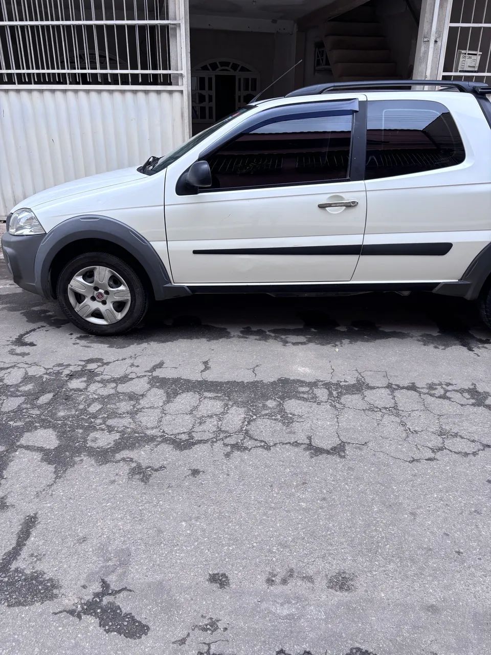 Fiat Strada Working Hard 1.4 Fire Flex 8V CD 2017 - Foto 2