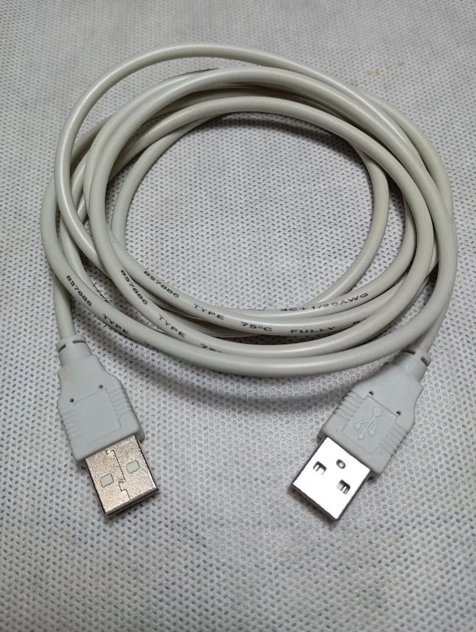Cabo extensor USB 2.0 macho x macho com 2 metros.2 metros 