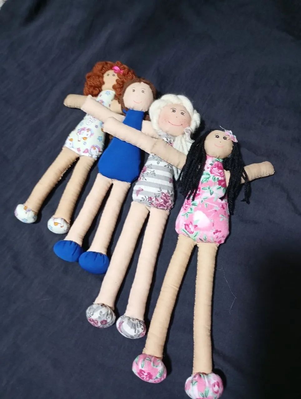 Boneca pernuda 