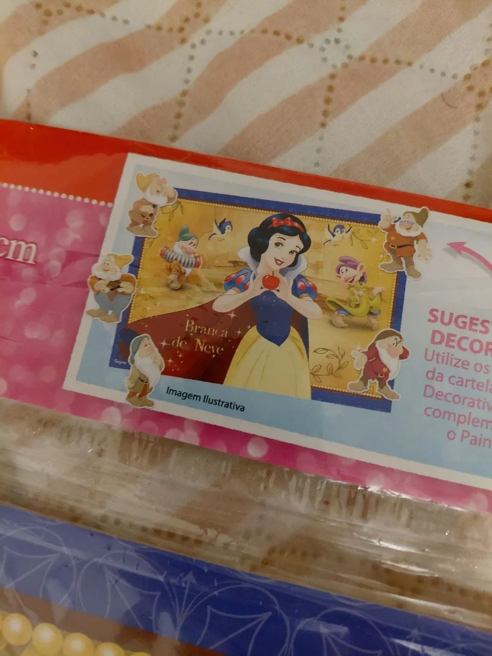 Bolo fake branca de neve com painel - Foto 5