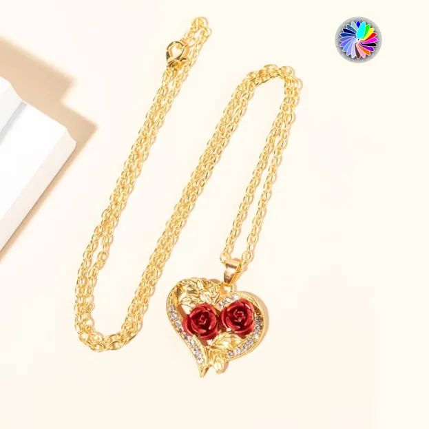 Pendente em Forma de Coração com Strass e Flor de Rosa - Foto 3