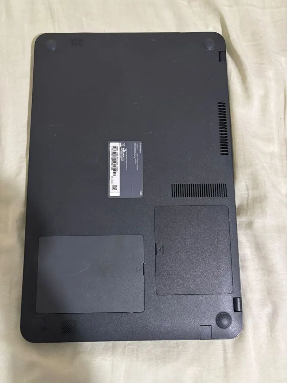 Notebook Samsung Essentials - 4 Gb RAM, 500 HDD, iCeleron (8ª geração), 15,6 Polegadas - Foto 4