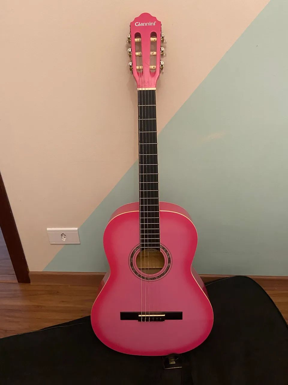 Violão Gianinni Rosa + Capa - Foto 3