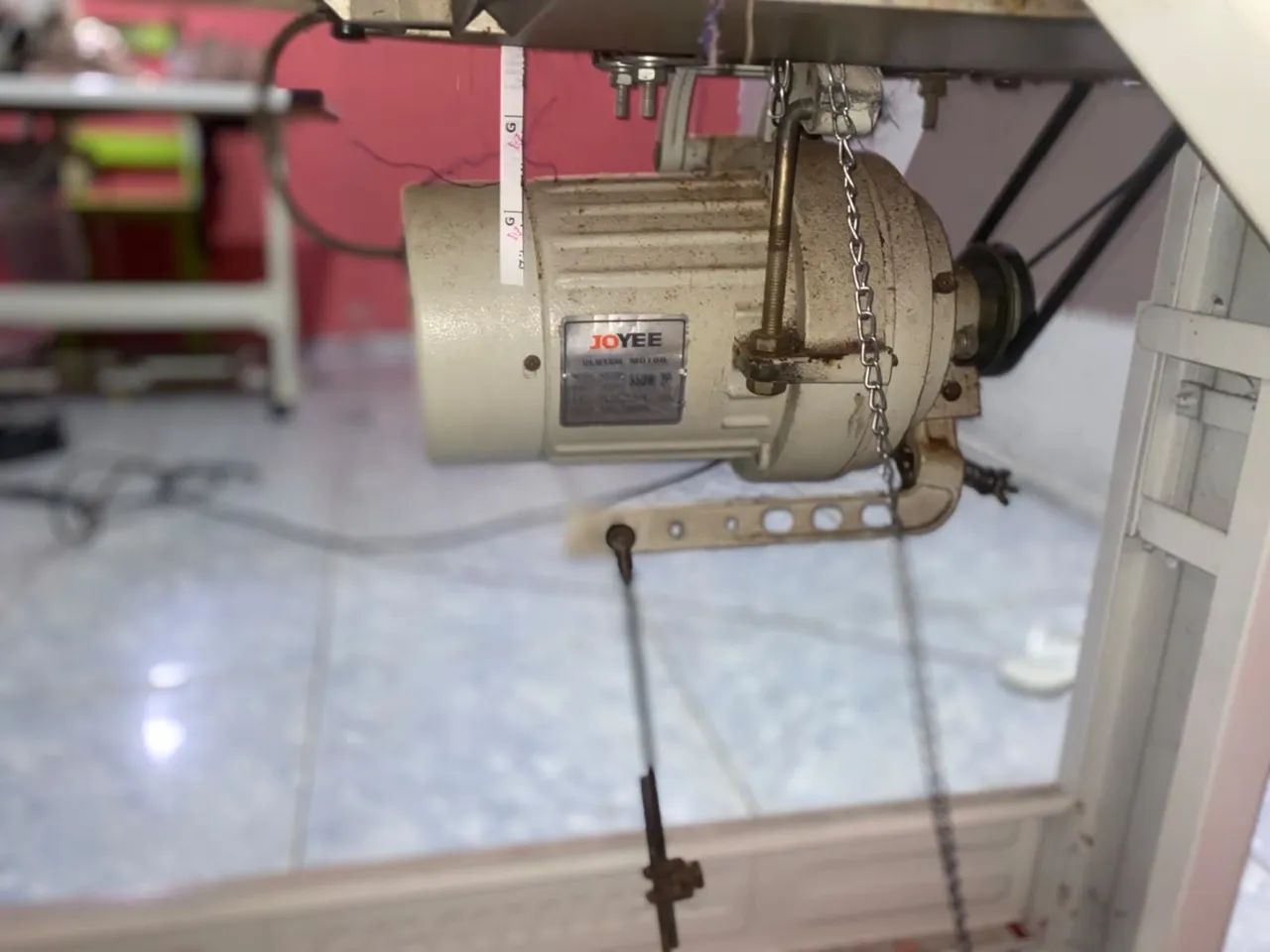 Máquina de costura  - Foto 3