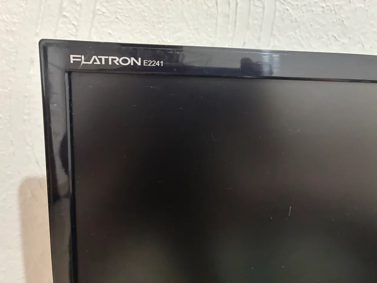 Monitor LG E2241  (Usado) - Foto 3
