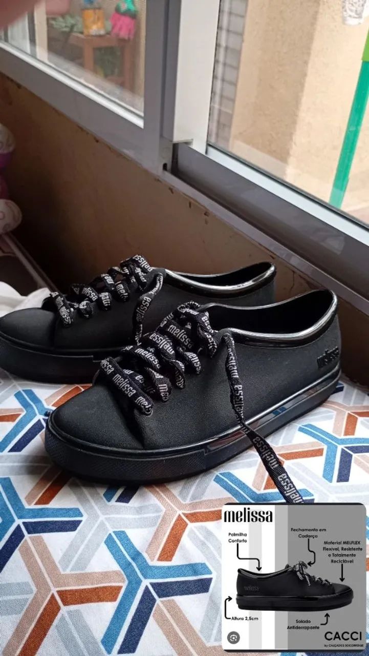 Vende-se melissa