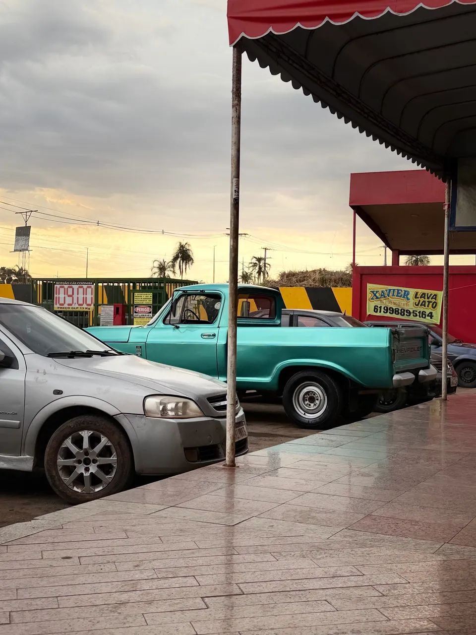 Chevrolet C-10 2.5/4.1 1977