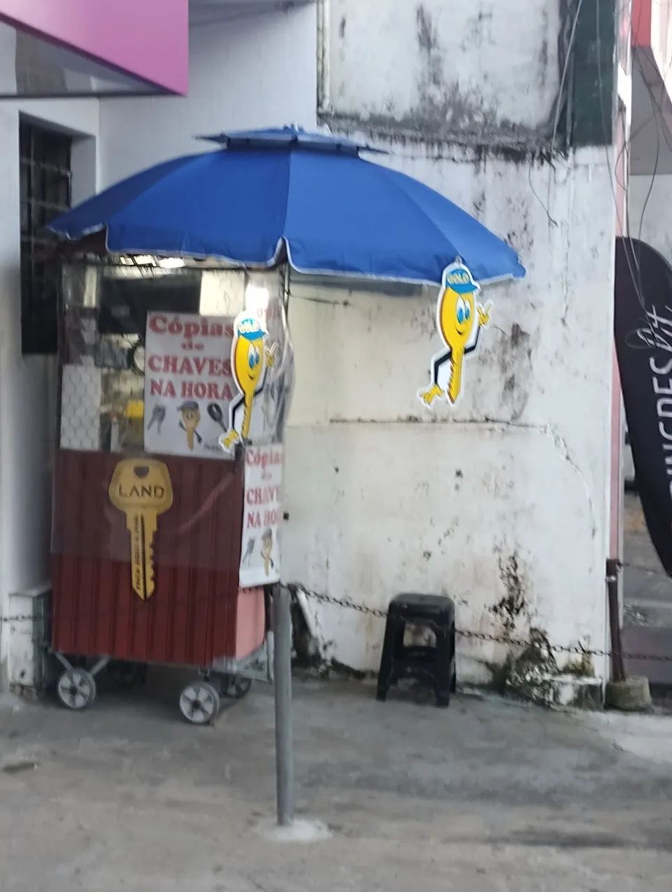 Barraca móvel chaveiro / faca sua proposta pra ver se  agrada