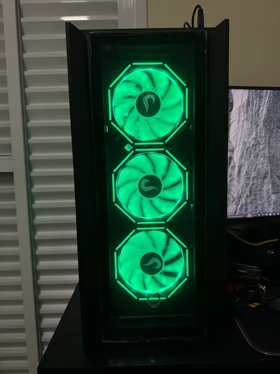 PC GAMER RYZEN 7 5700G RTX 5060 - Foto 2